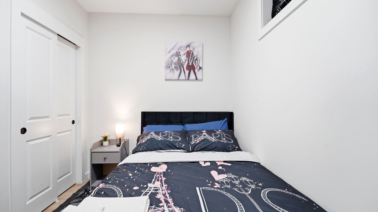 Photo of Bedroom in Calgary