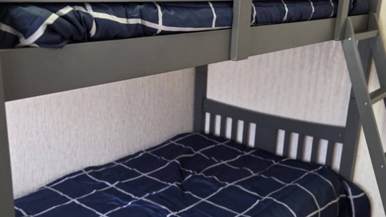 Photo of Bedroom in Oakridge