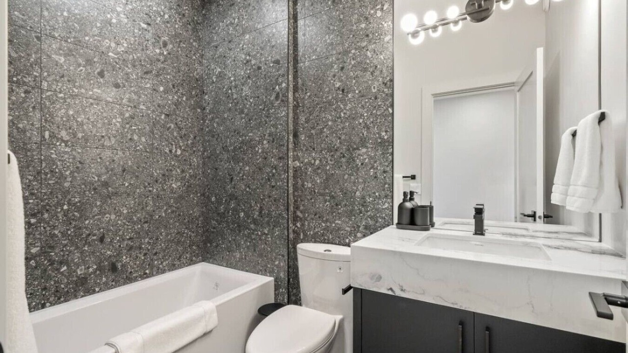 Photo of Bathroom in Killarney