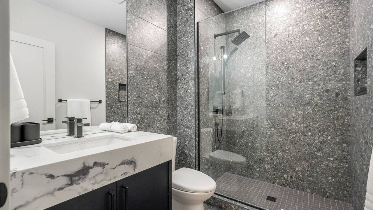 Photo of Bathroom in Killarney