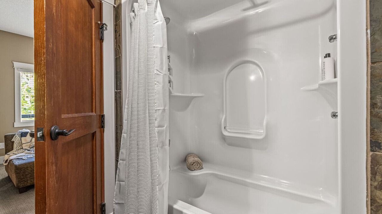 Photo of Bathroom in Canmore