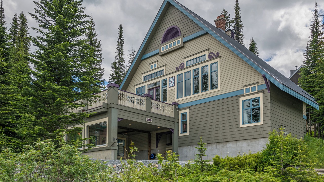 Photo of Outdoor in Silver Star Mountain