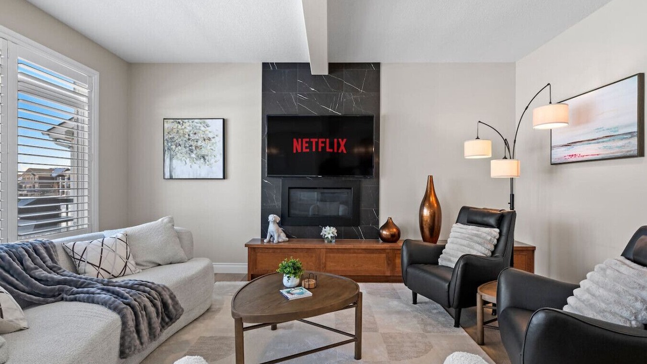 Photo of Livingroom in Airdrie