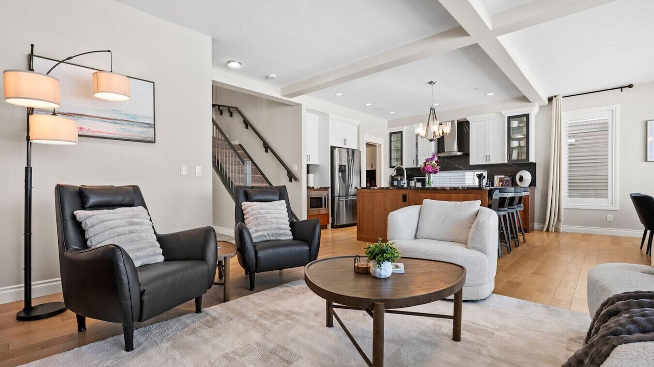 Photo of Livingroom in Airdrie
