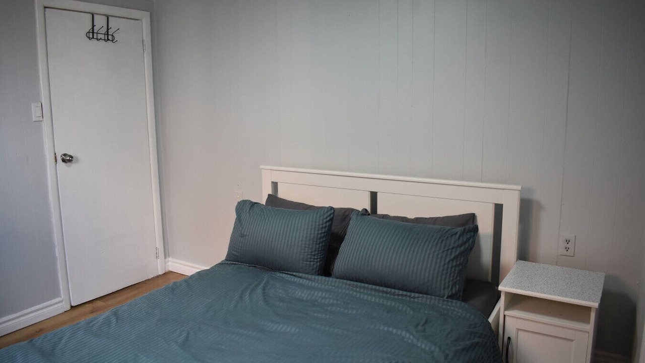 Photo of Bedroom in Highland Park