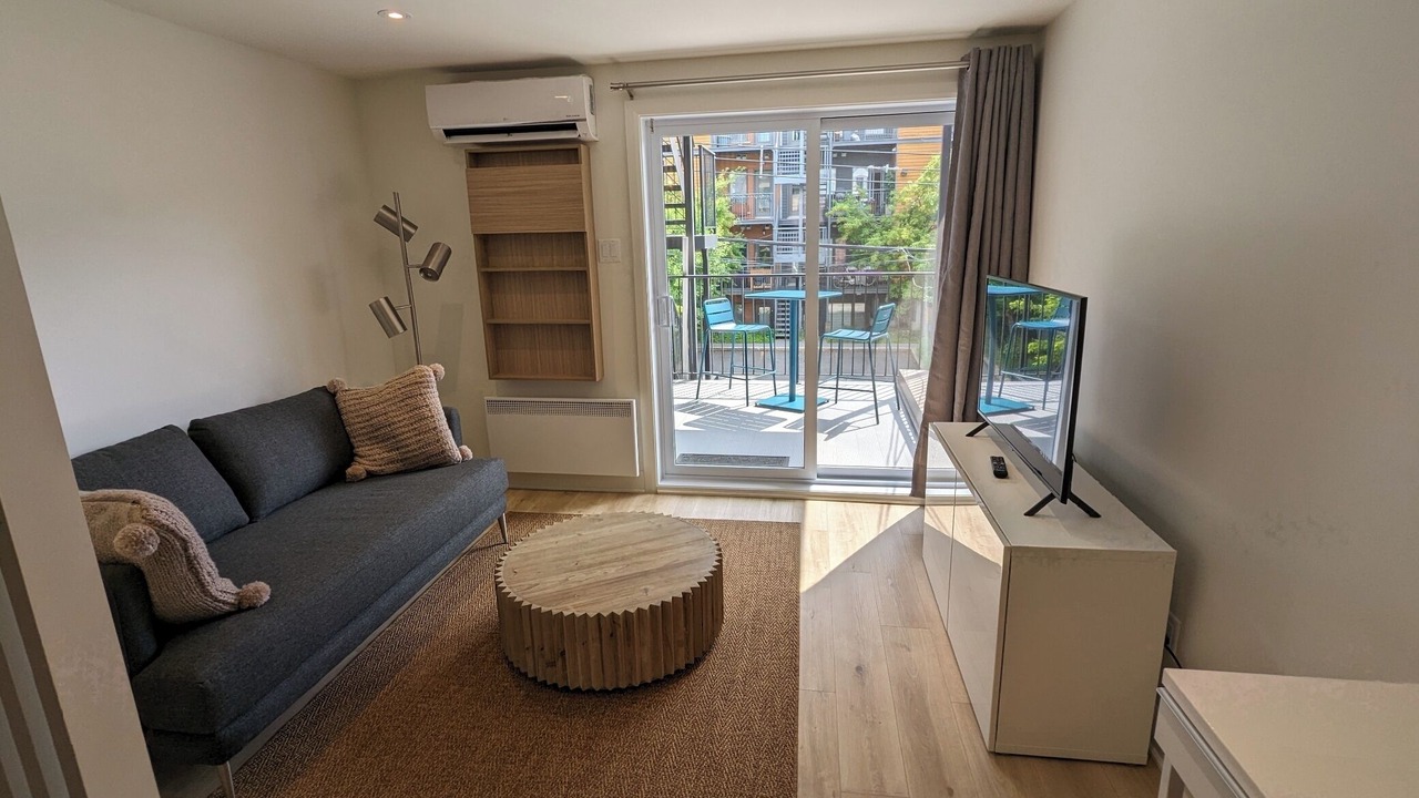 Photo of Livingroom in Mile-Ex
