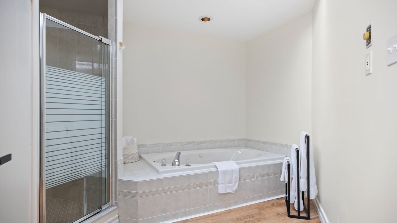 Photo of Bathroom in Thames Centre
