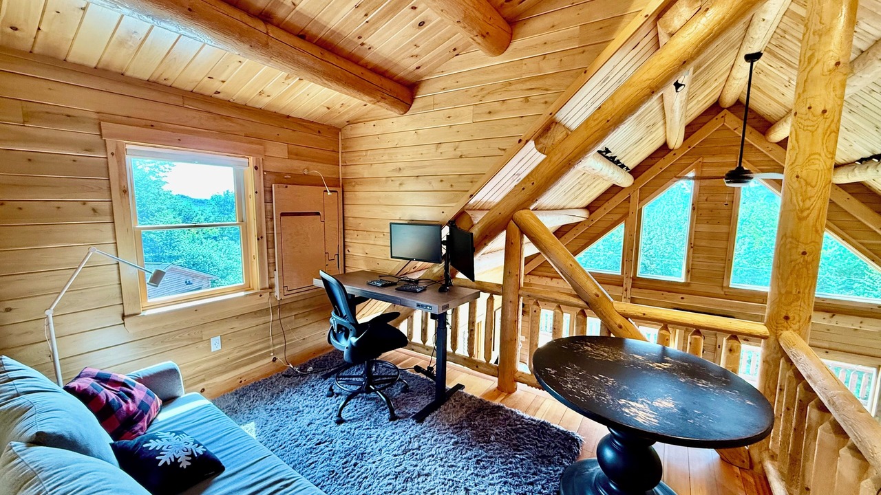 Photo of Livingroom in Gilead
