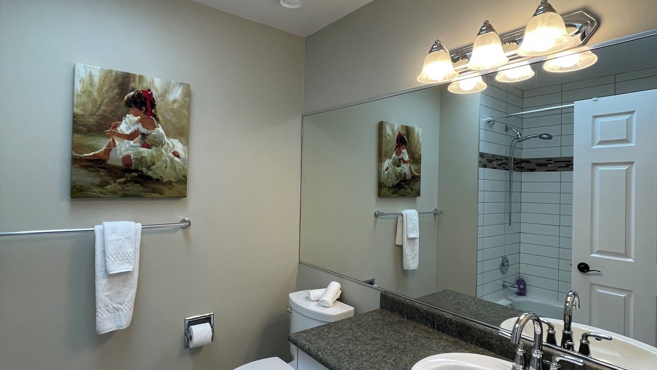 Photo of Bathroom in Saanich West