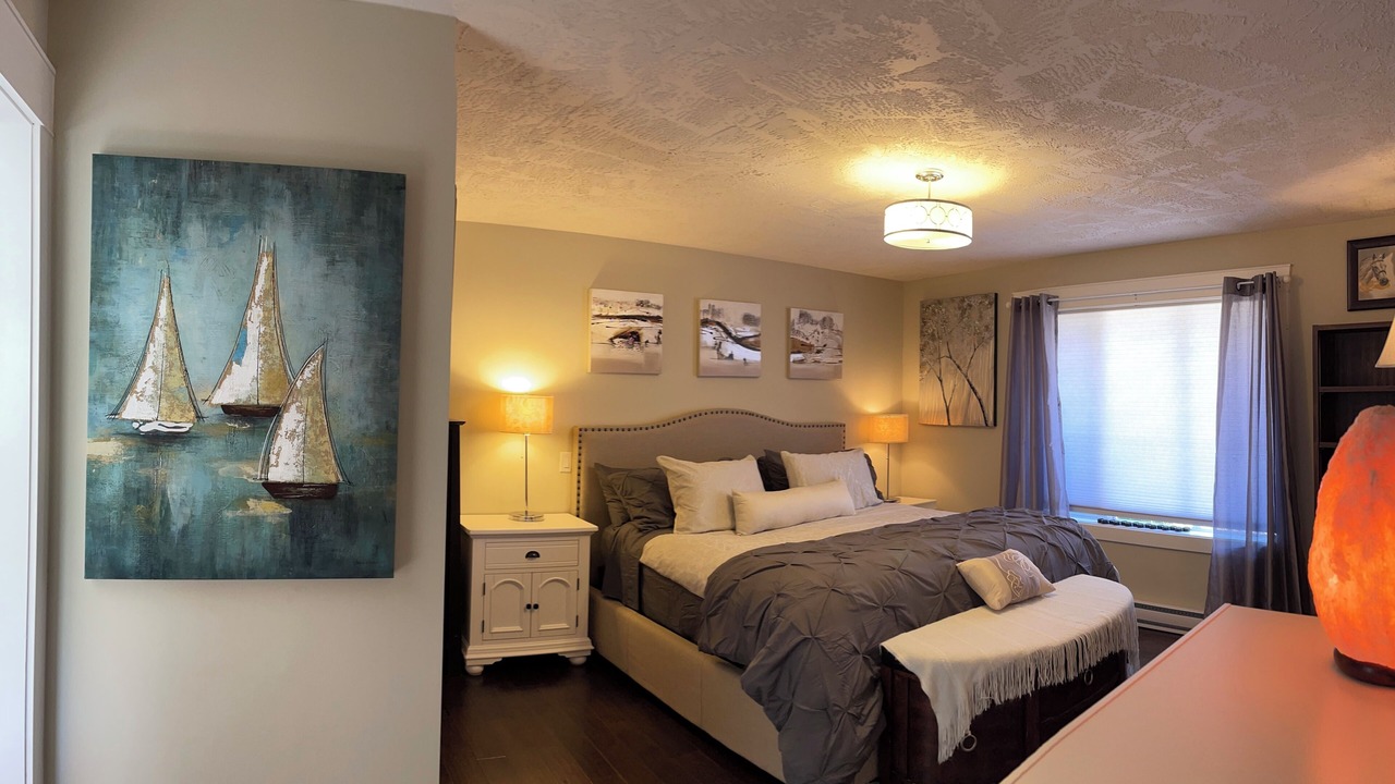 Photo of Bedroom in Saanich West