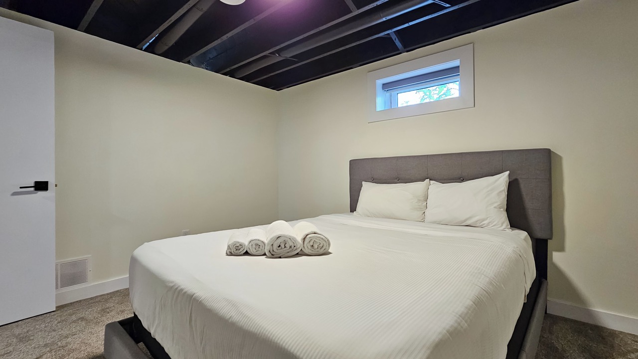 Photo of Bedroom in Tuxedo