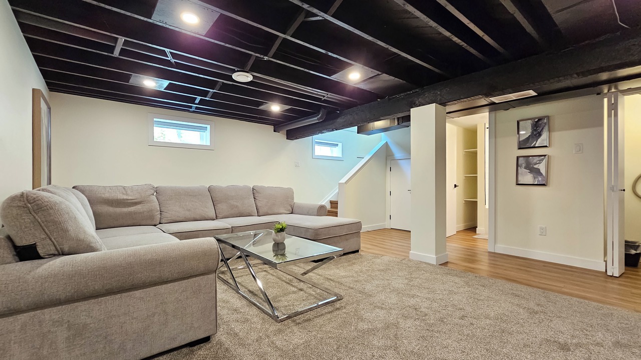 Photo of Livingroom in Tuxedo