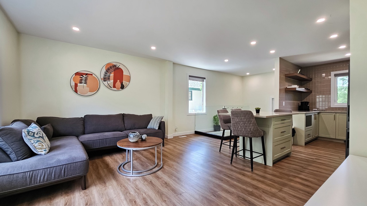 Photo of Livingroom in Tuxedo