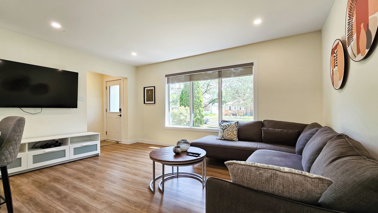 Photo of Livingroom in Tuxedo