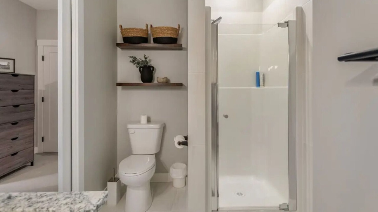 Photo of Bathroom in Okanagan-Similkameen