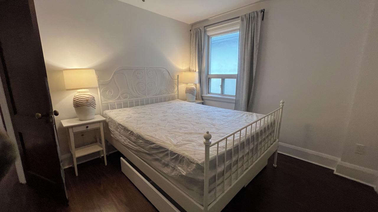 Photo of Bedroom in The Beaches