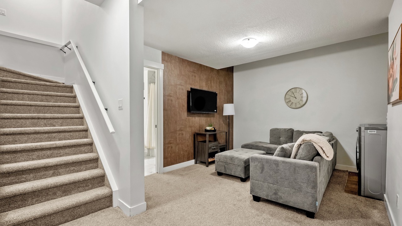 Photo of Livingroom in Southeast Calgary