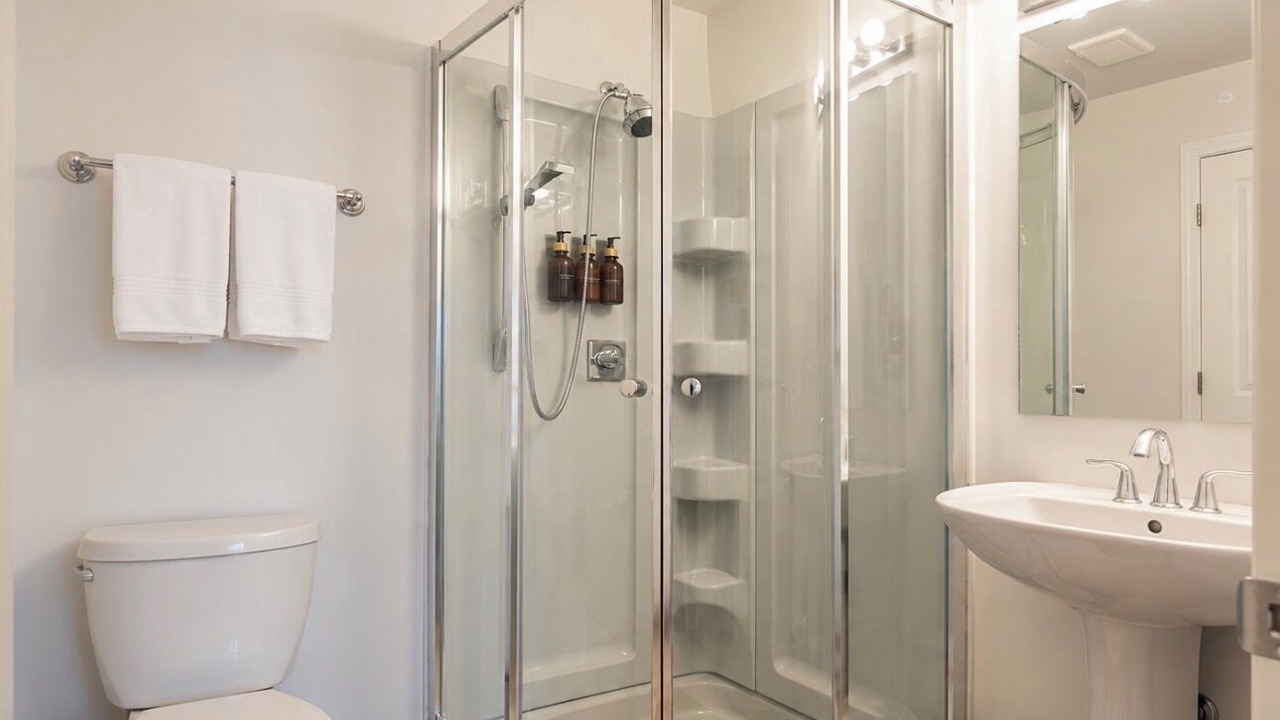 Photo of Bathroom in Grimsby