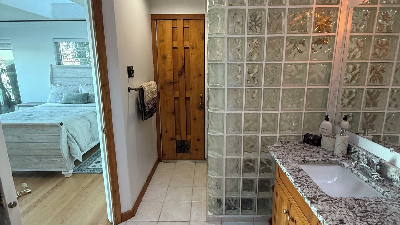 Photo of Bathroom in Regional District of Nanaimo