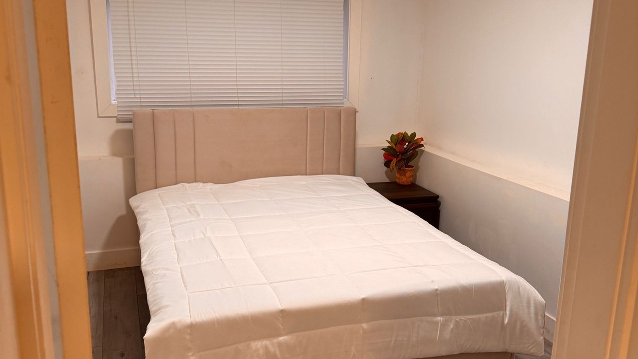 Photo of Bedroom in Delta