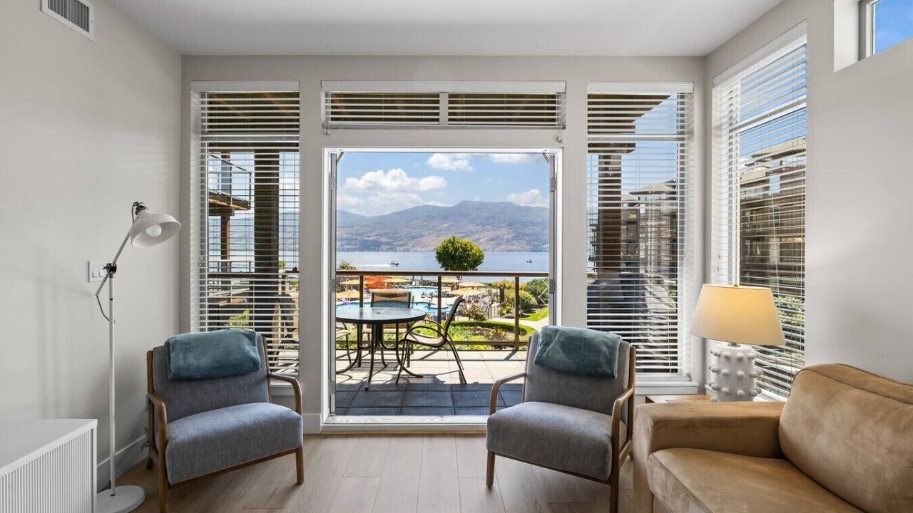 Photo of Livingroom in Westbank