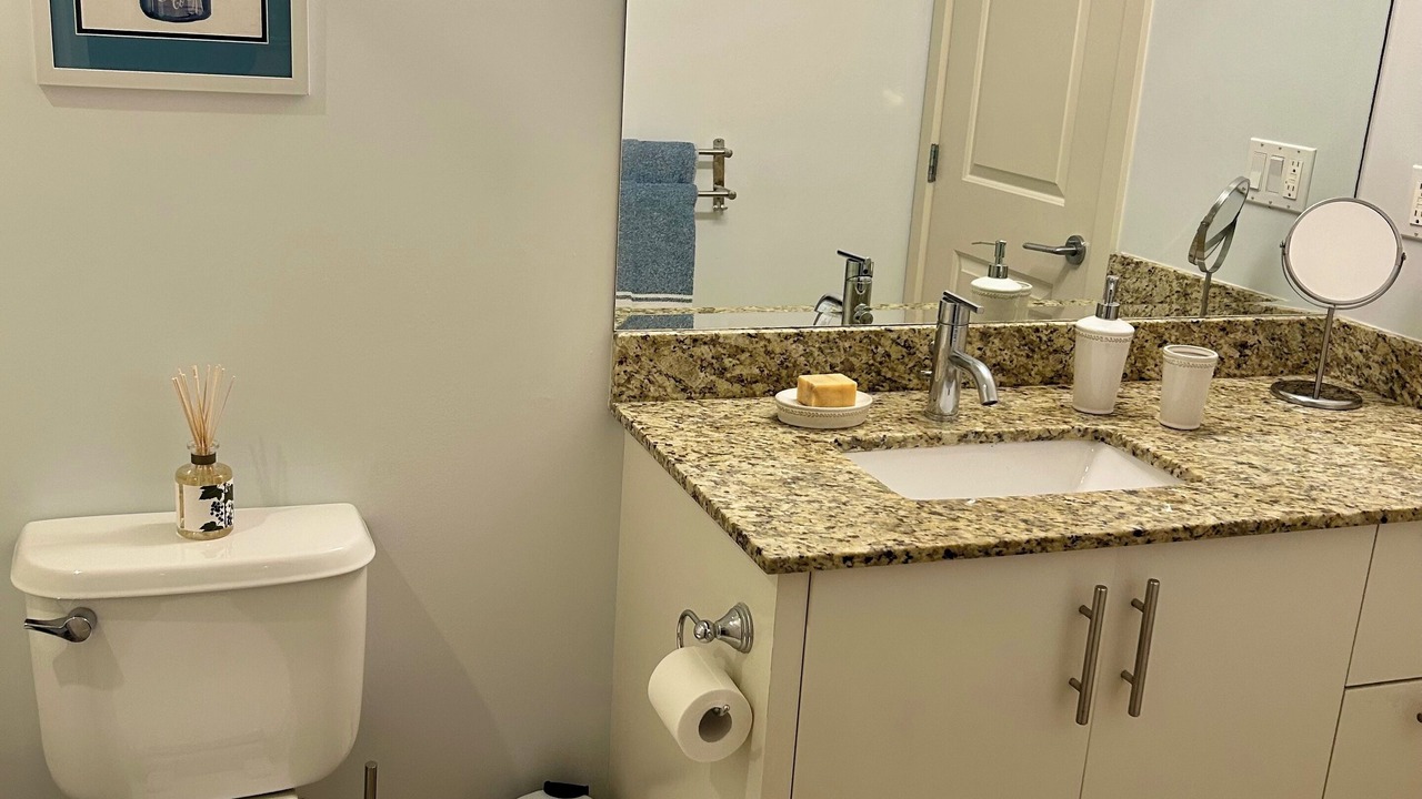 Photo of Bathroom in Canyon Heights