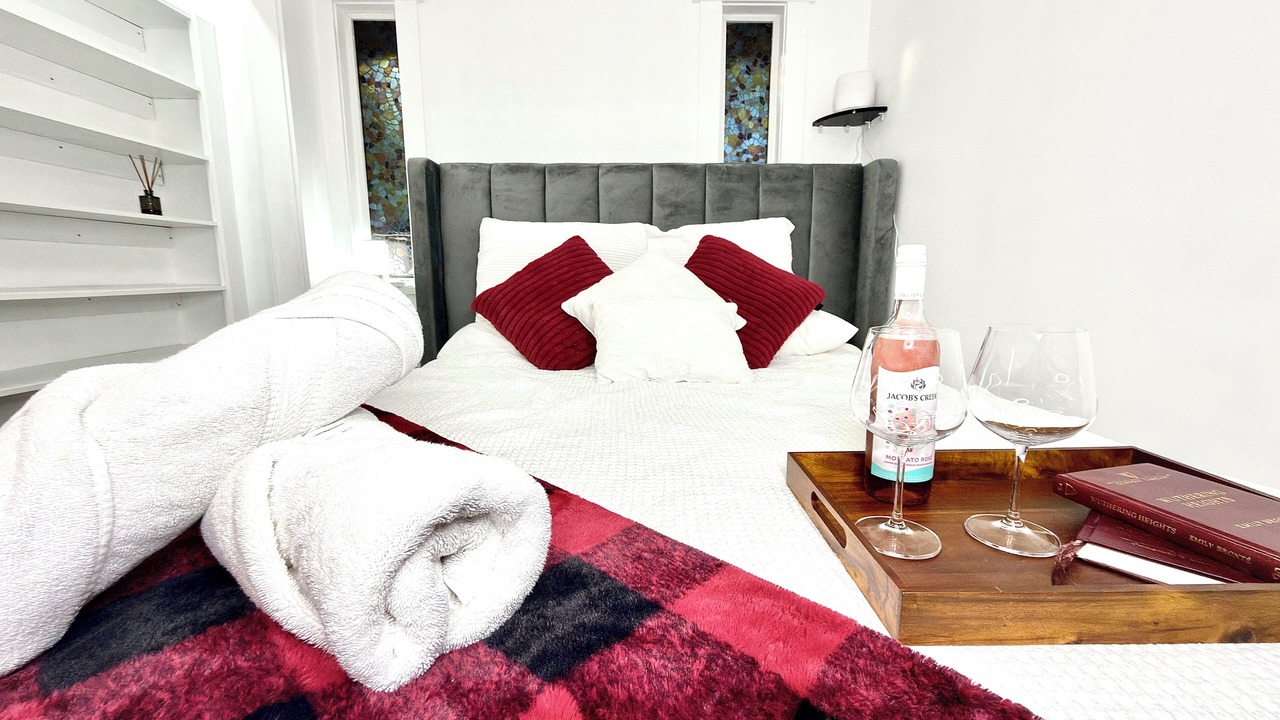 Photo of Bedroom in Langley