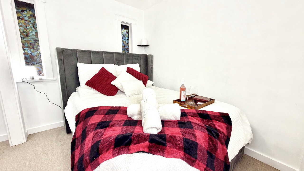 Photo of Bedroom in Langley