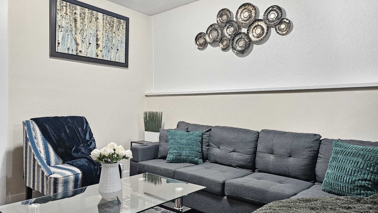 Photo of Livingroom in Northeast Edmonton