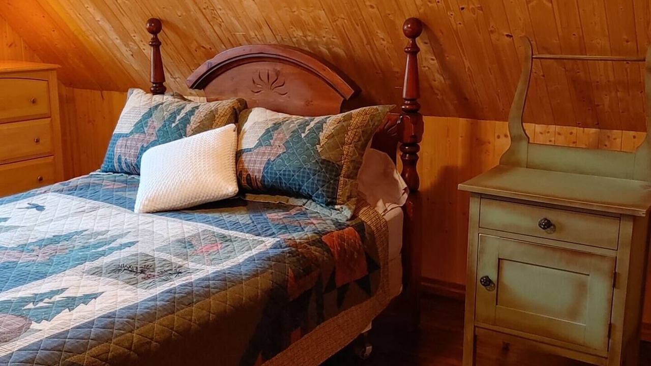 Photo of Bedroom in Chateau-Richer
