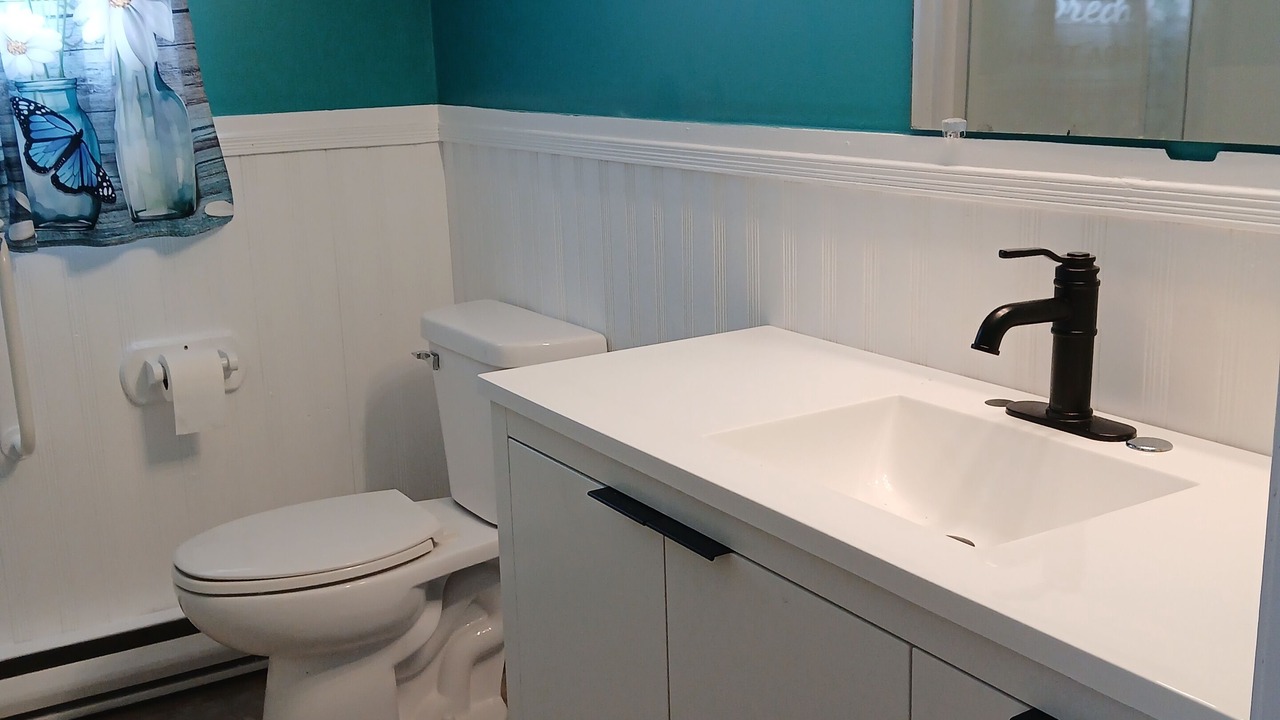 Photo of Bathroom in Placentia