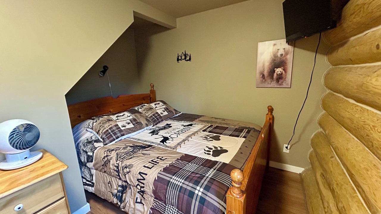 Photo of Bedroom in Lac Le Jeune