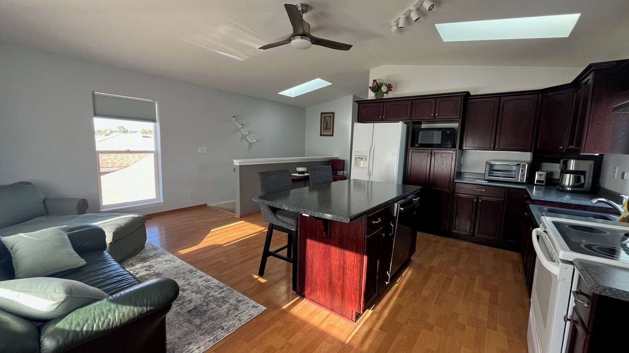 Photo of Kitchen in Okanagan-Similkameen