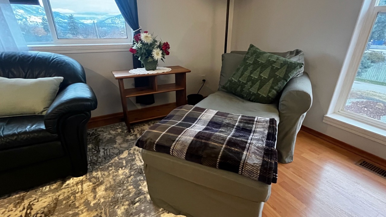 Photo of Livingroom in Okanagan-Similkameen