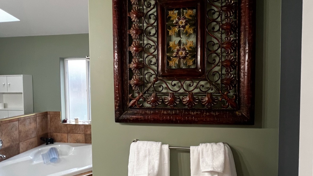 Photo of Bathroom in Okanagan-Similkameen