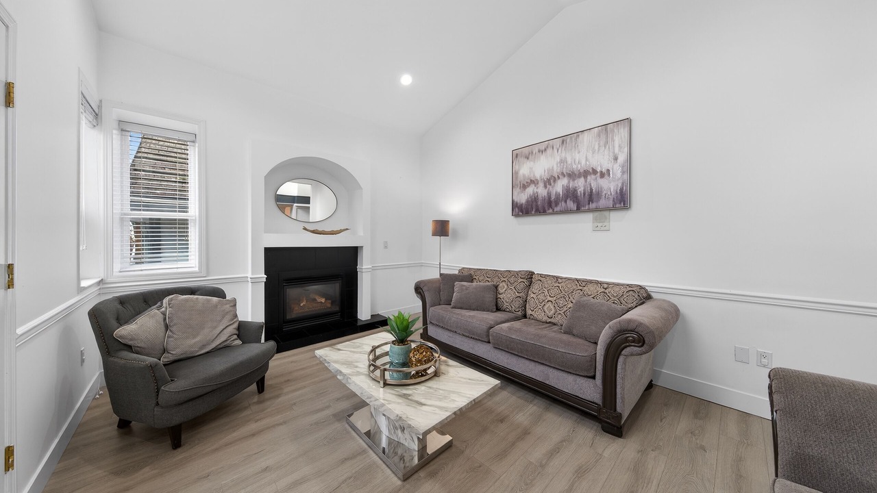 Photo of Livingroom in Delta