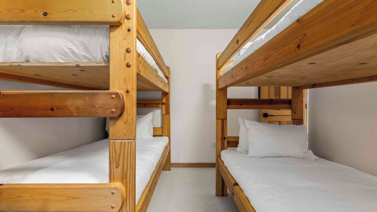 Photo of Bedroom in Blackcomb