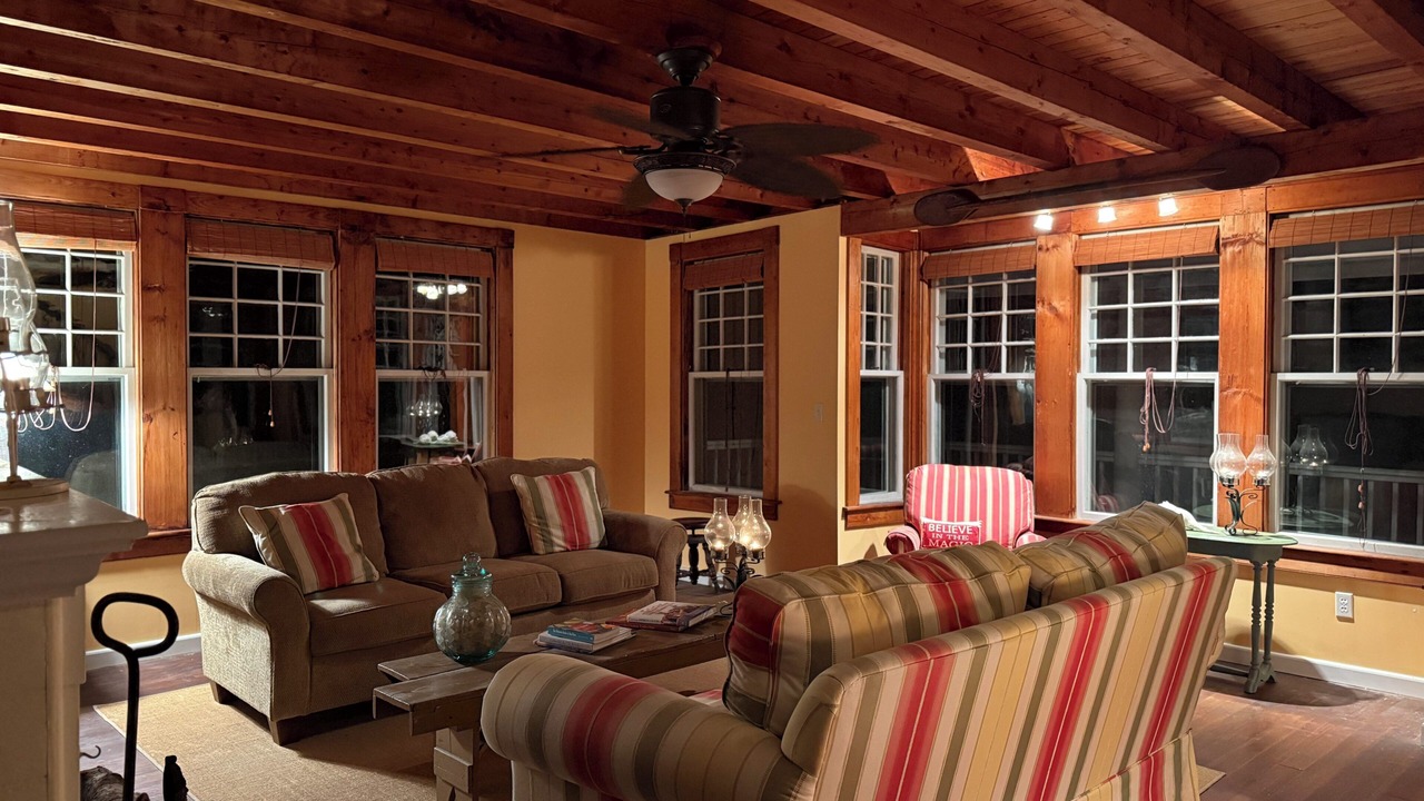 Photo of Livingroom in Owls Head