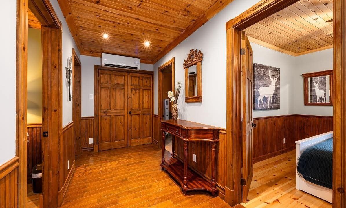 Photo of Bedroom in Petite-Riviere-Saint-Francois