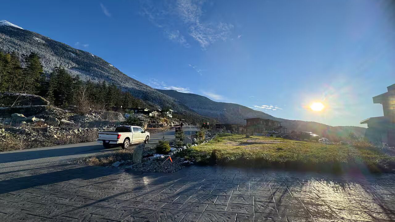 Photo of Others in Sea to Sky Highway