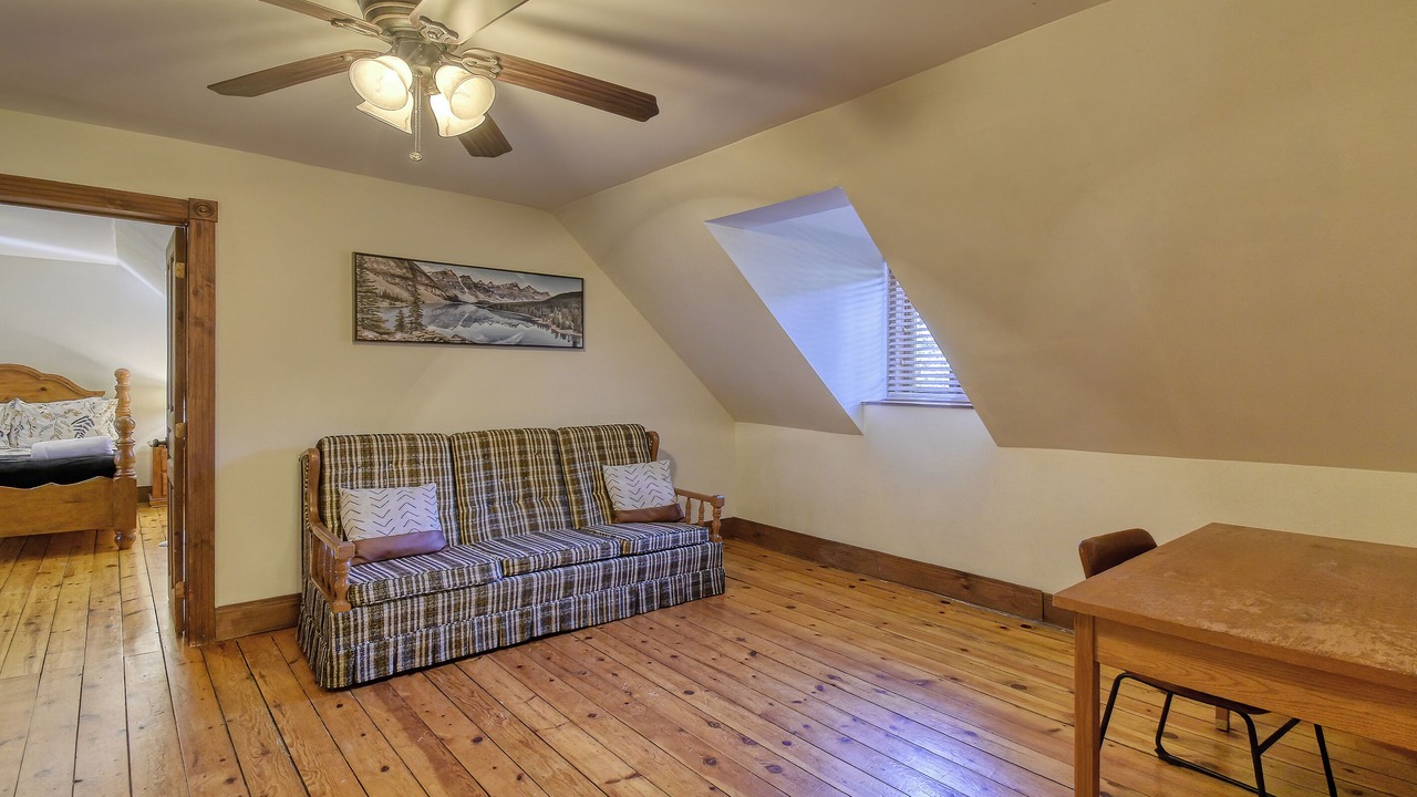 Photo of Livingroom in St-Adolphe-d'Howard