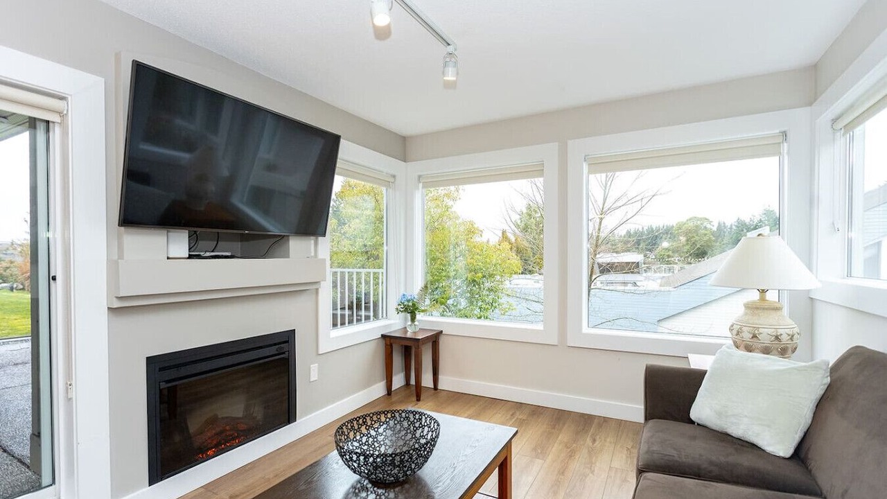 Photo of Livingroom in Regional District of Nanaimo