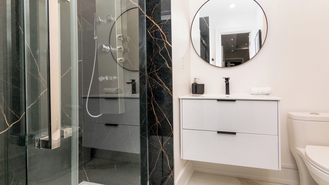 Photo of Bathroom in Willowdale