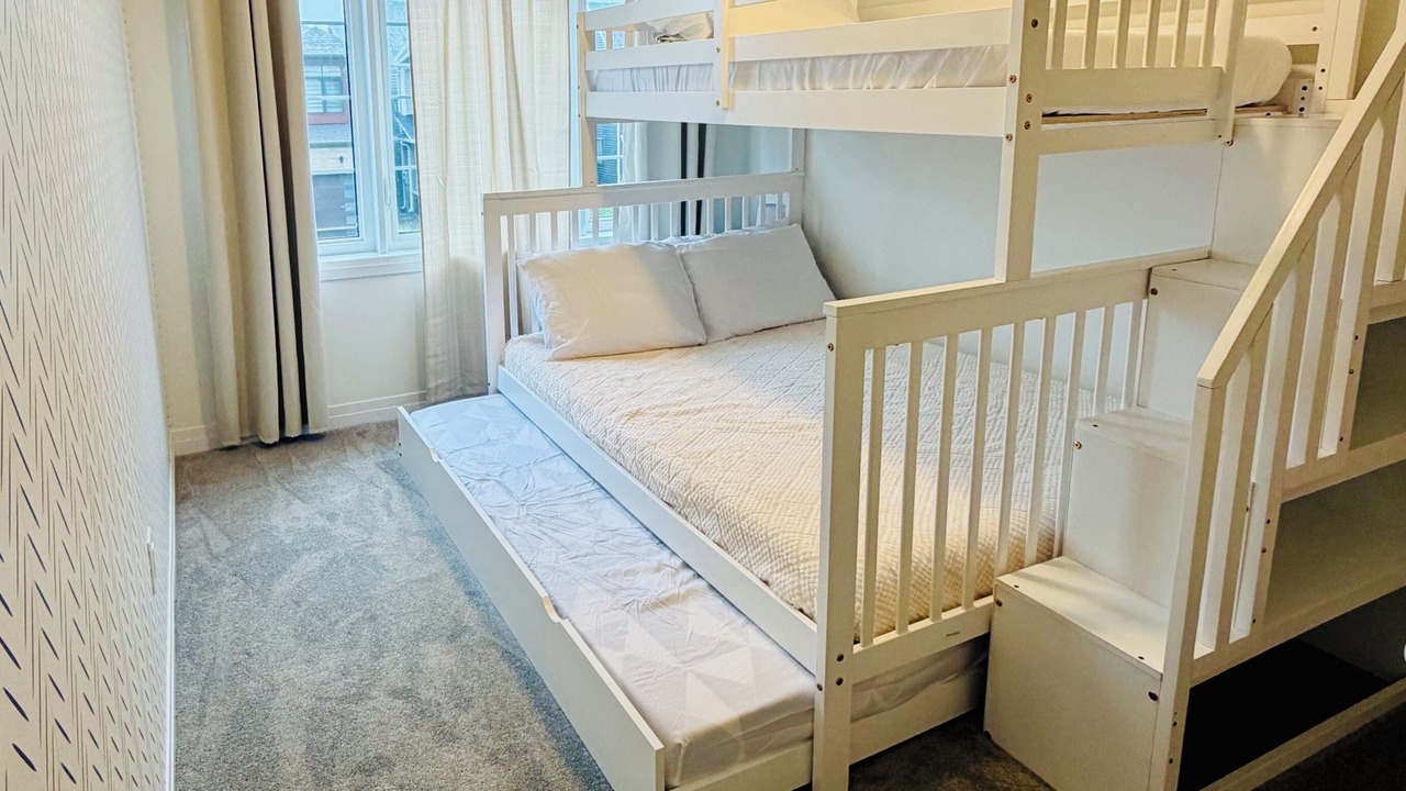 Photo of Bedroom in Thorold