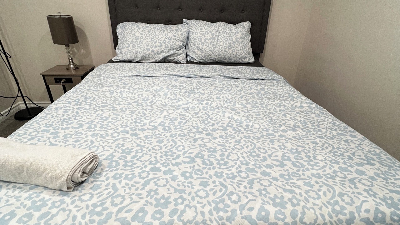 Photo of Bedroom in Halton Regional Municipality