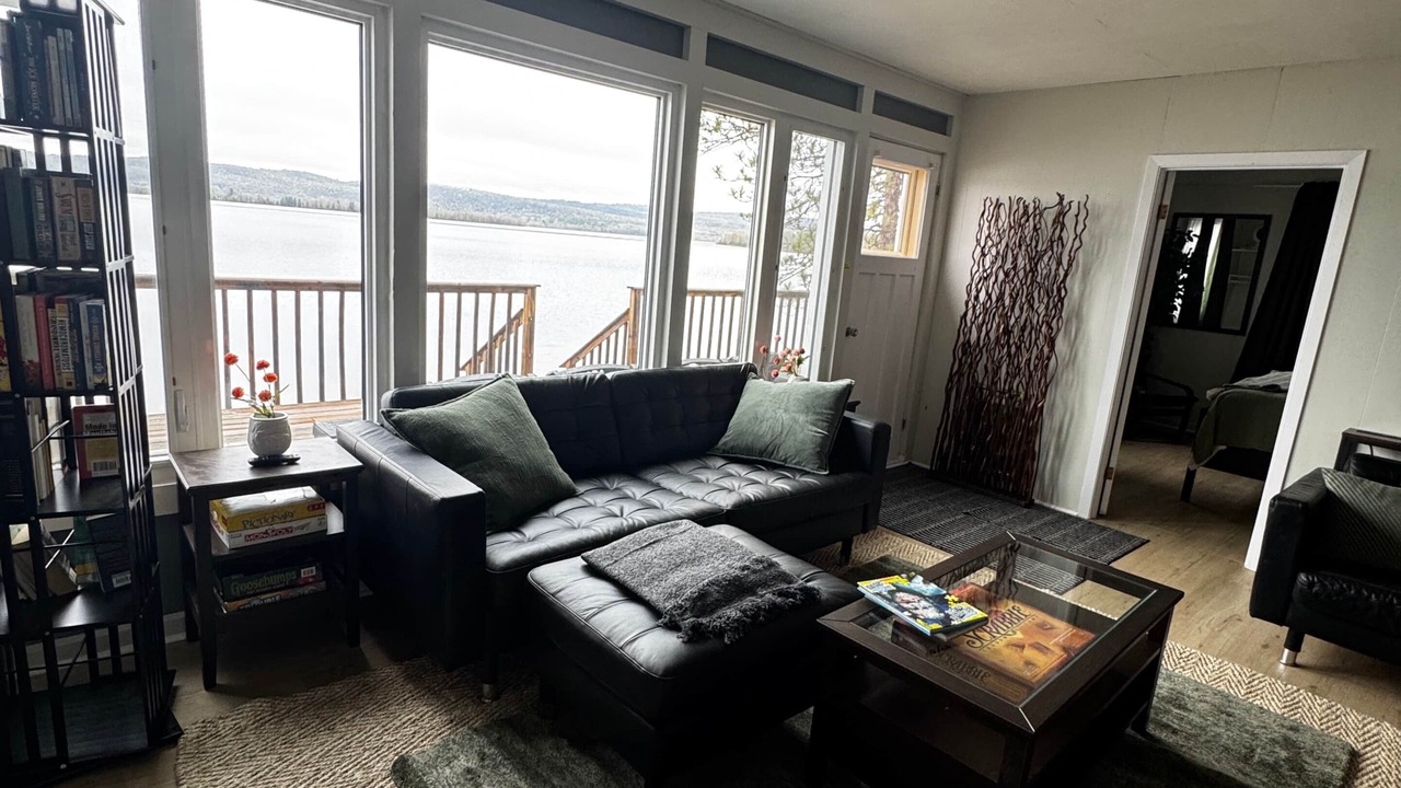 Photo of Livingroom in Whitewater Region