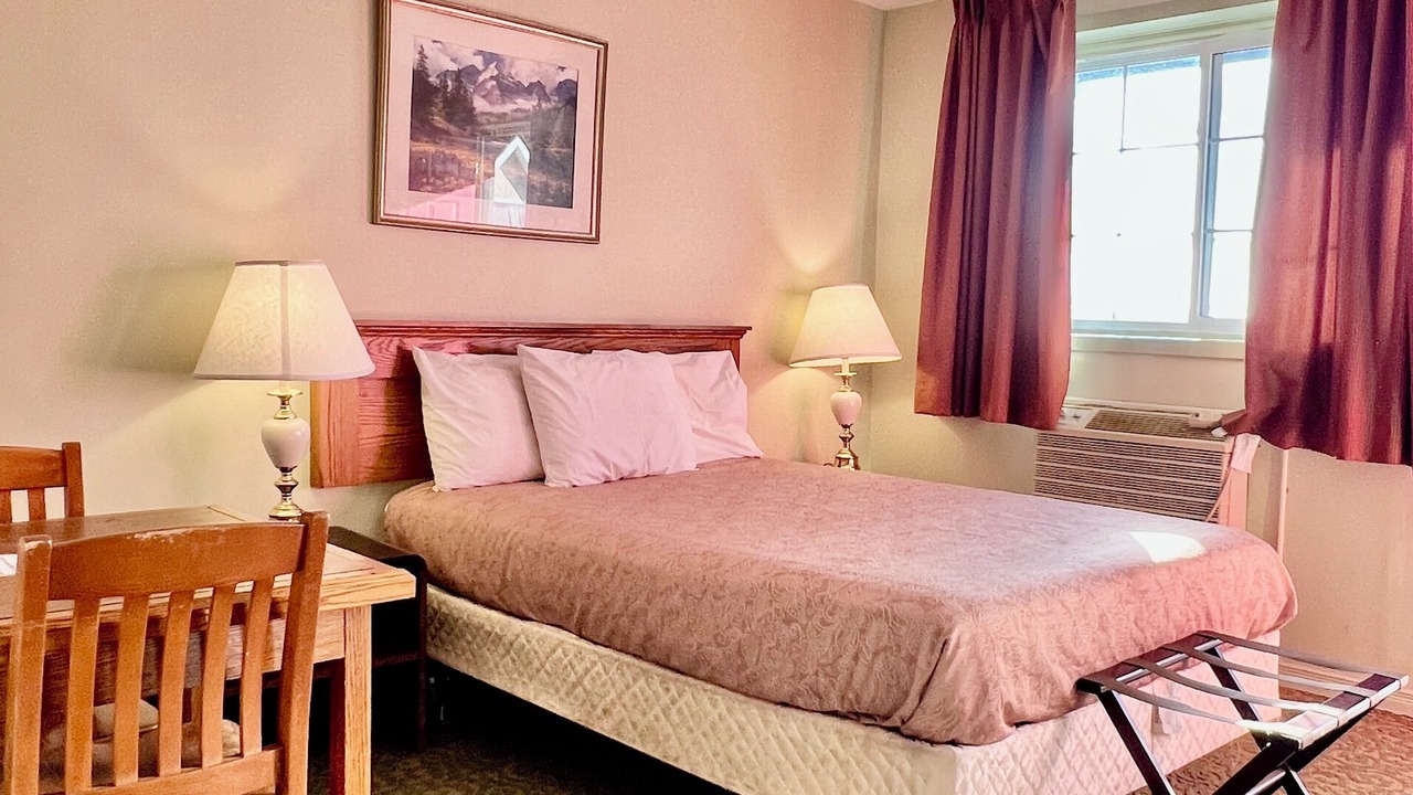 Photo of Bedroom in Renfrew