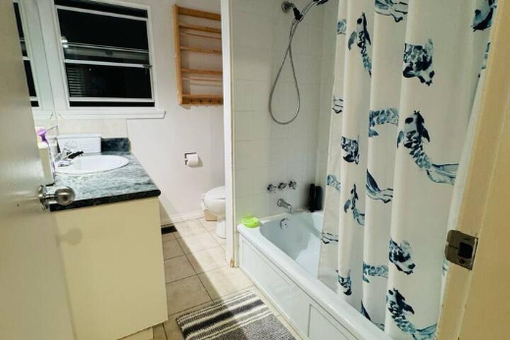 Photo of Bathroom in Marpole