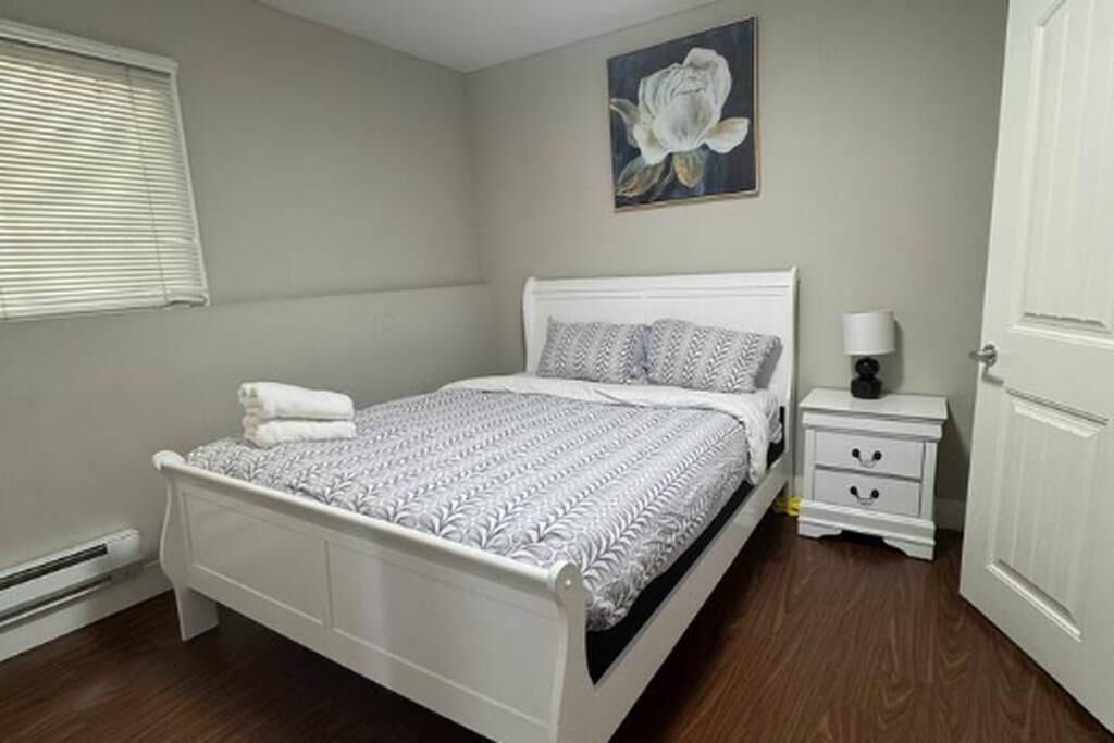 Photo of Bedroom in Delta