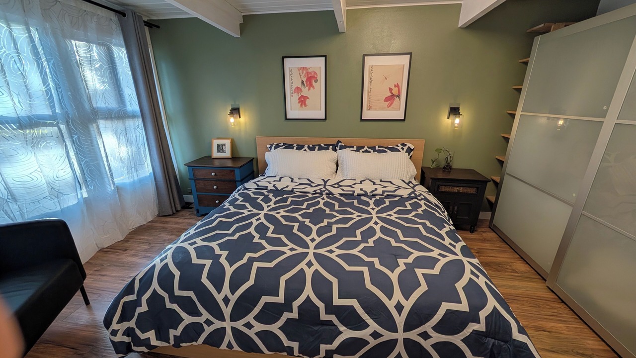 Photo of Bedroom in Canyon Heights